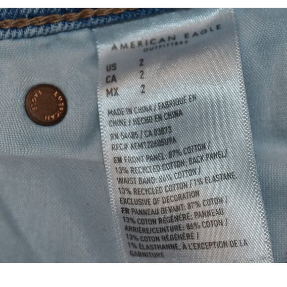 American Eagle Outfitters Women's 2 Strigid Distressed Jean Shorts Jorts Denim - Picture 8 of 11